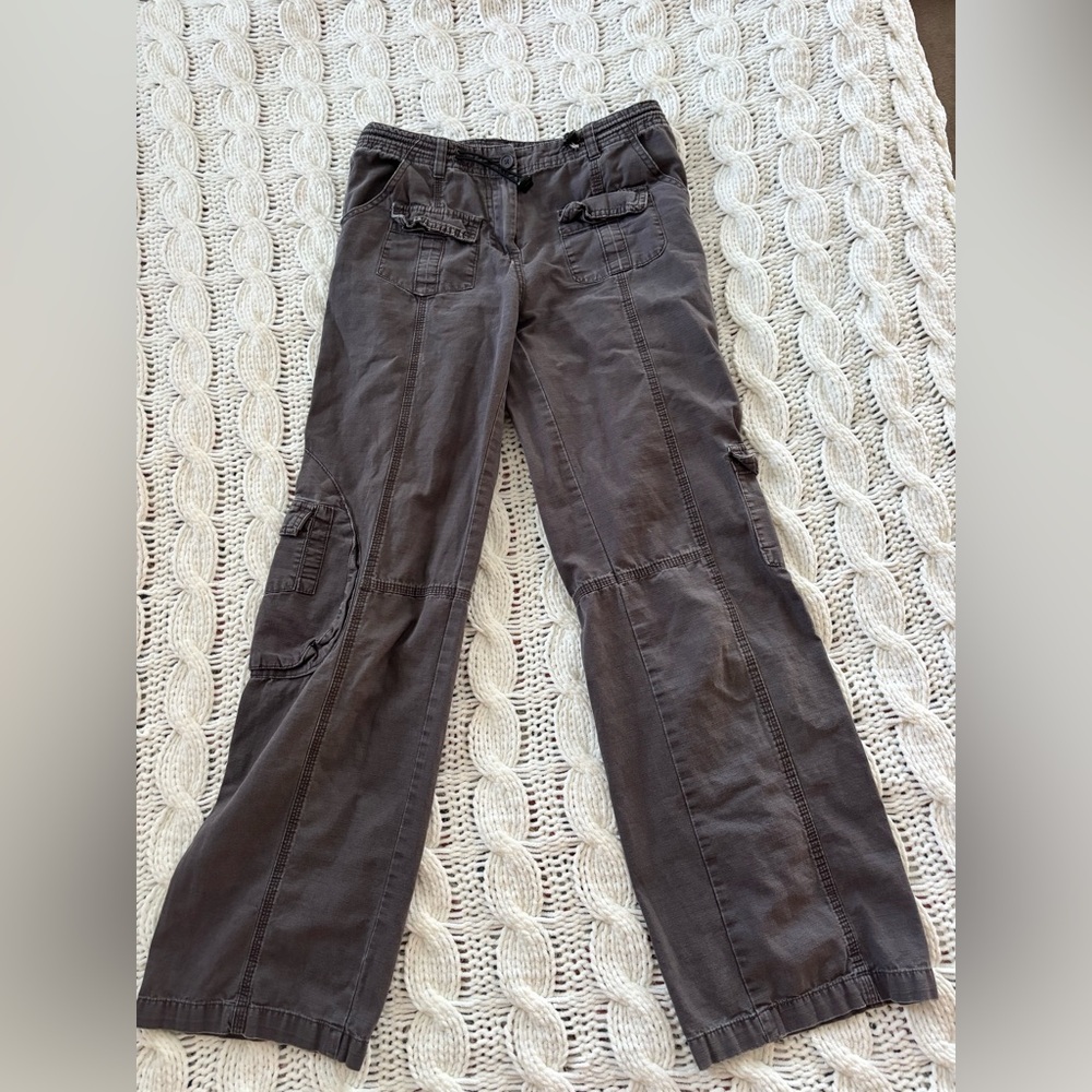 Brandy Melville Grey Cargo Pants Adjustable Low Waisted